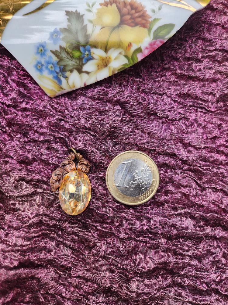 Arcane Resonance Collection – Handmade Copper Pendant with Light Amber Oval Crystal