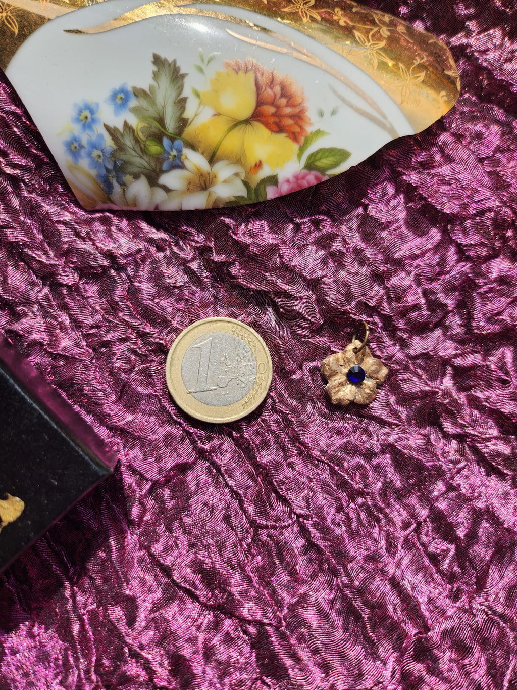 Eternal Bloom Collection – Handmade Bronze Flower Pendant with Royal Blue Crystal