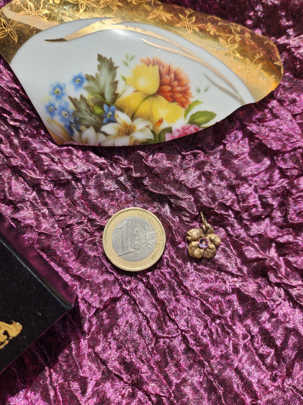 Eternal Bloom Collection – Handmade Bronze Flower Pendant with Light Pink Crystal