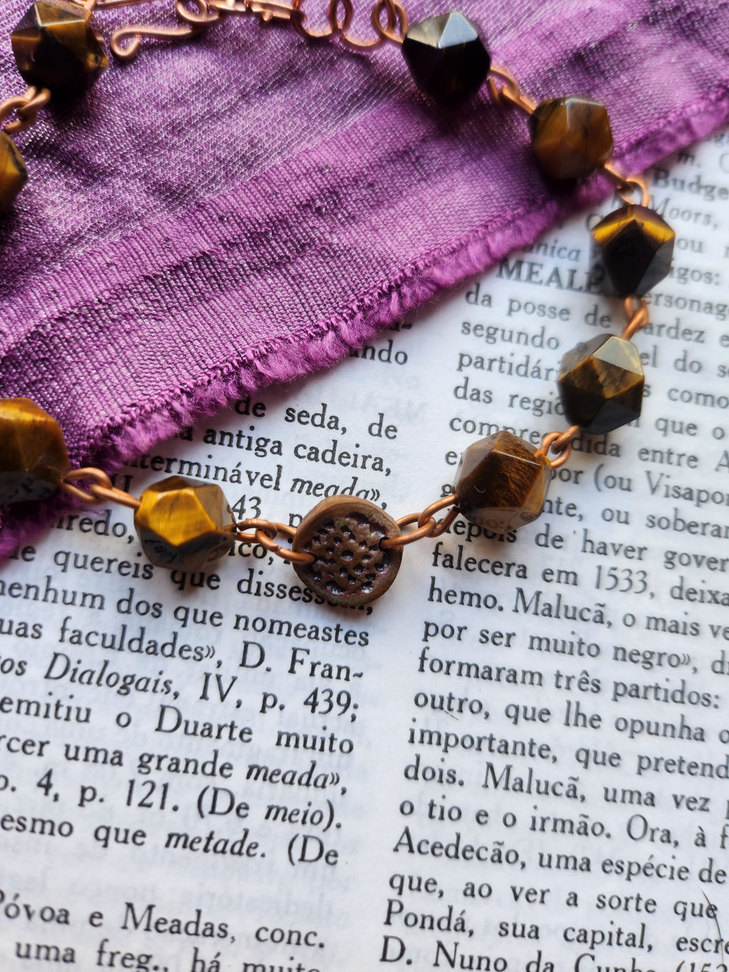 Pulsera Artesanal de Ojo de Tigre y Cobre