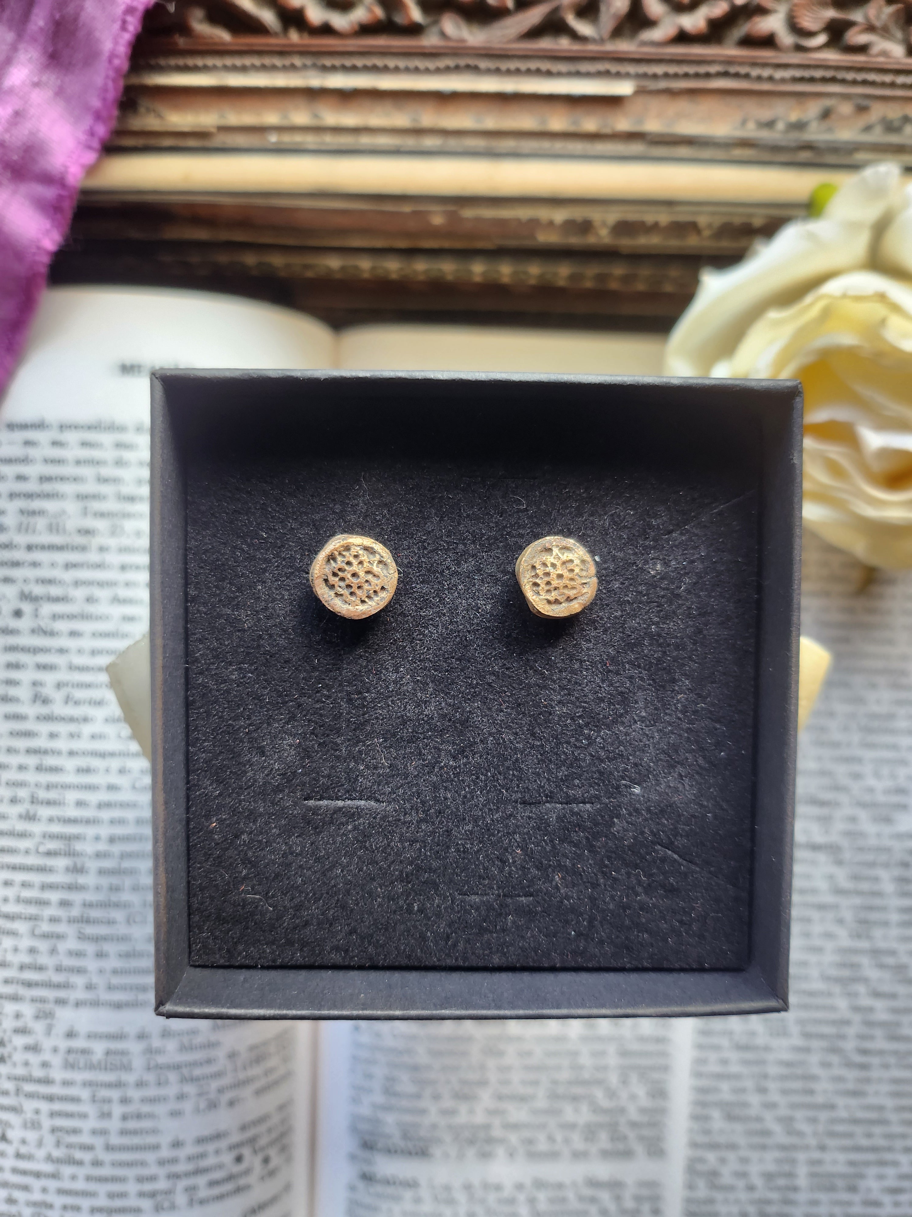 Pendientes de bronce hechos a mano