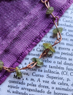 Pulsera de peridoto y cobre